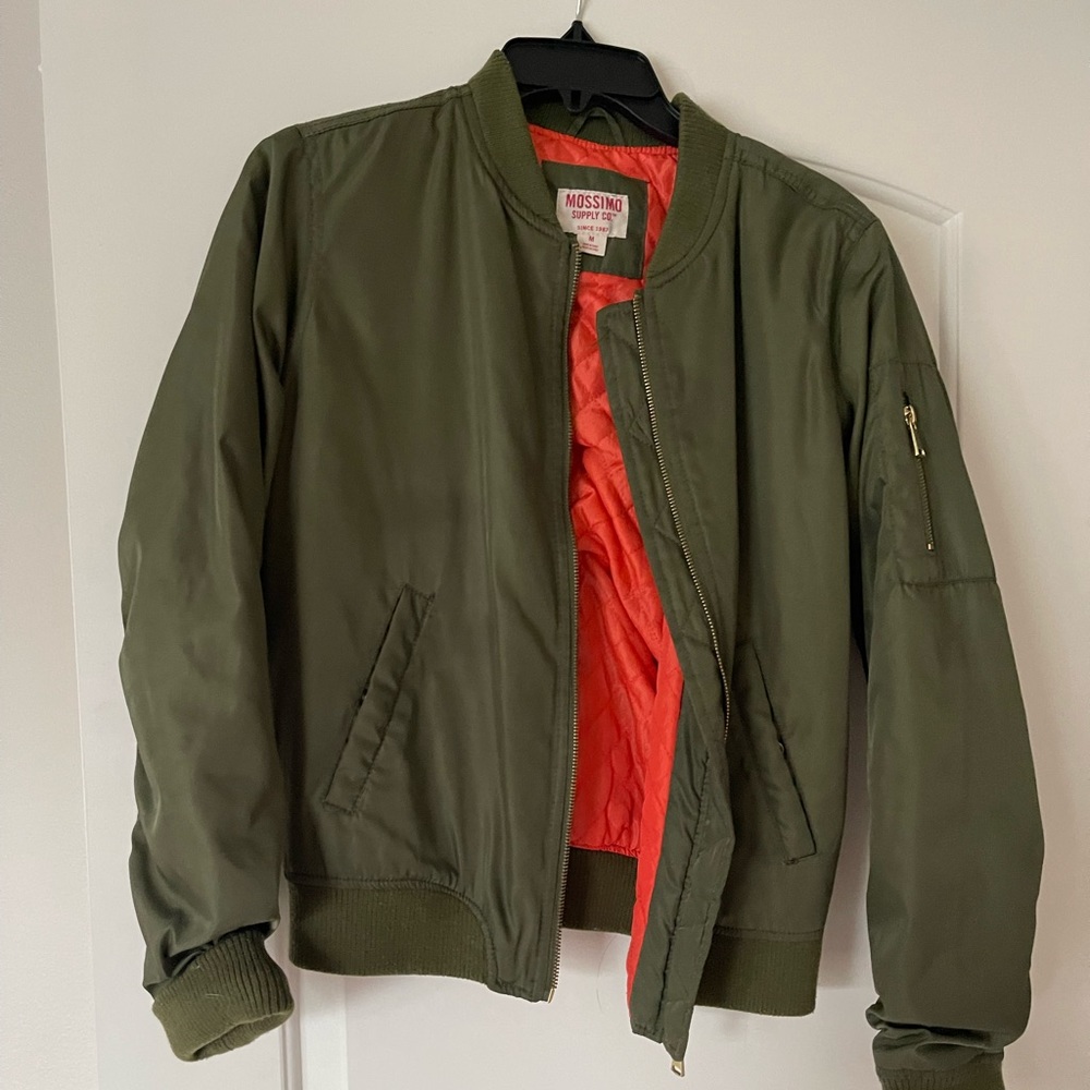 💚Mossimo Green Bomber jacket💚